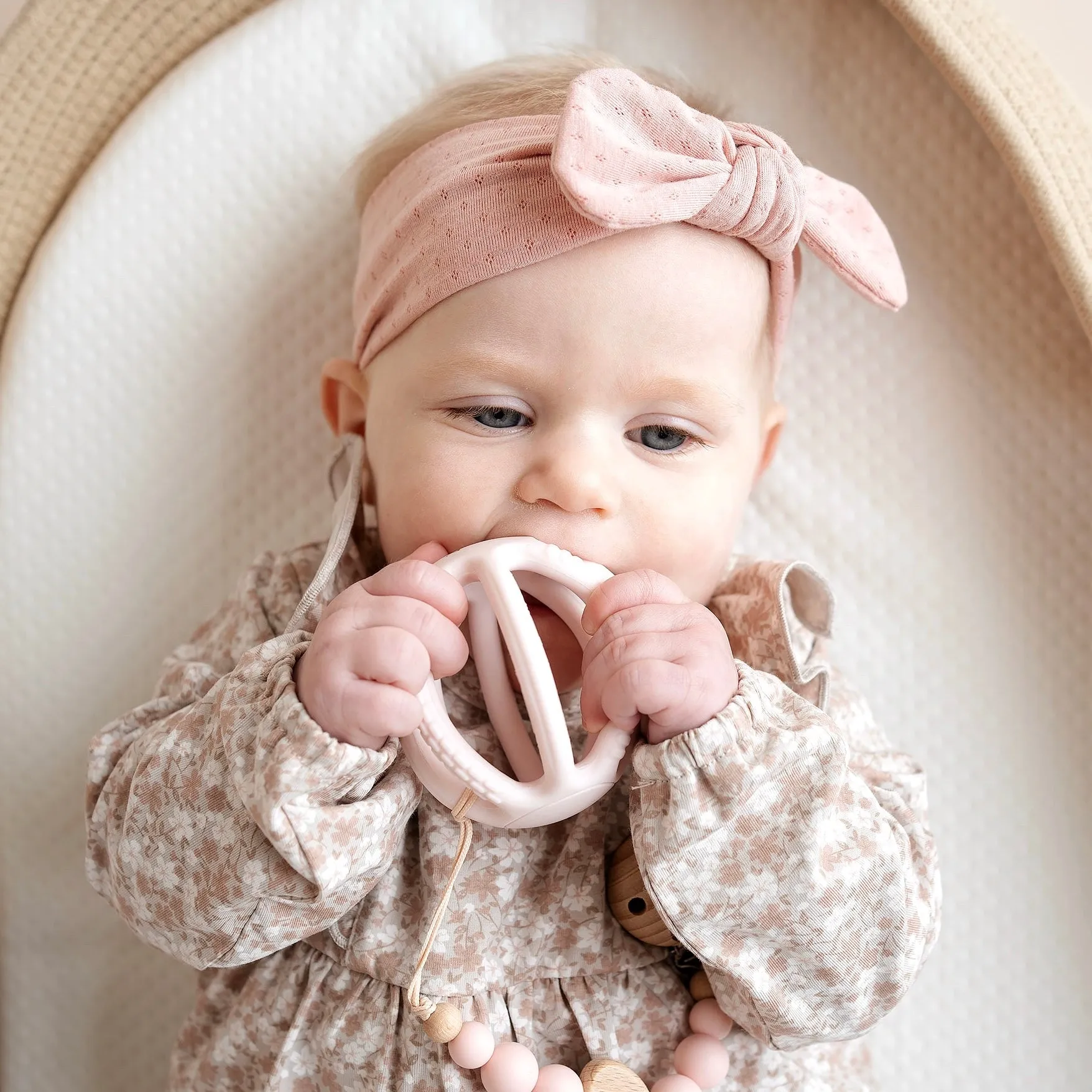 JBØRN Teething Ball Toy